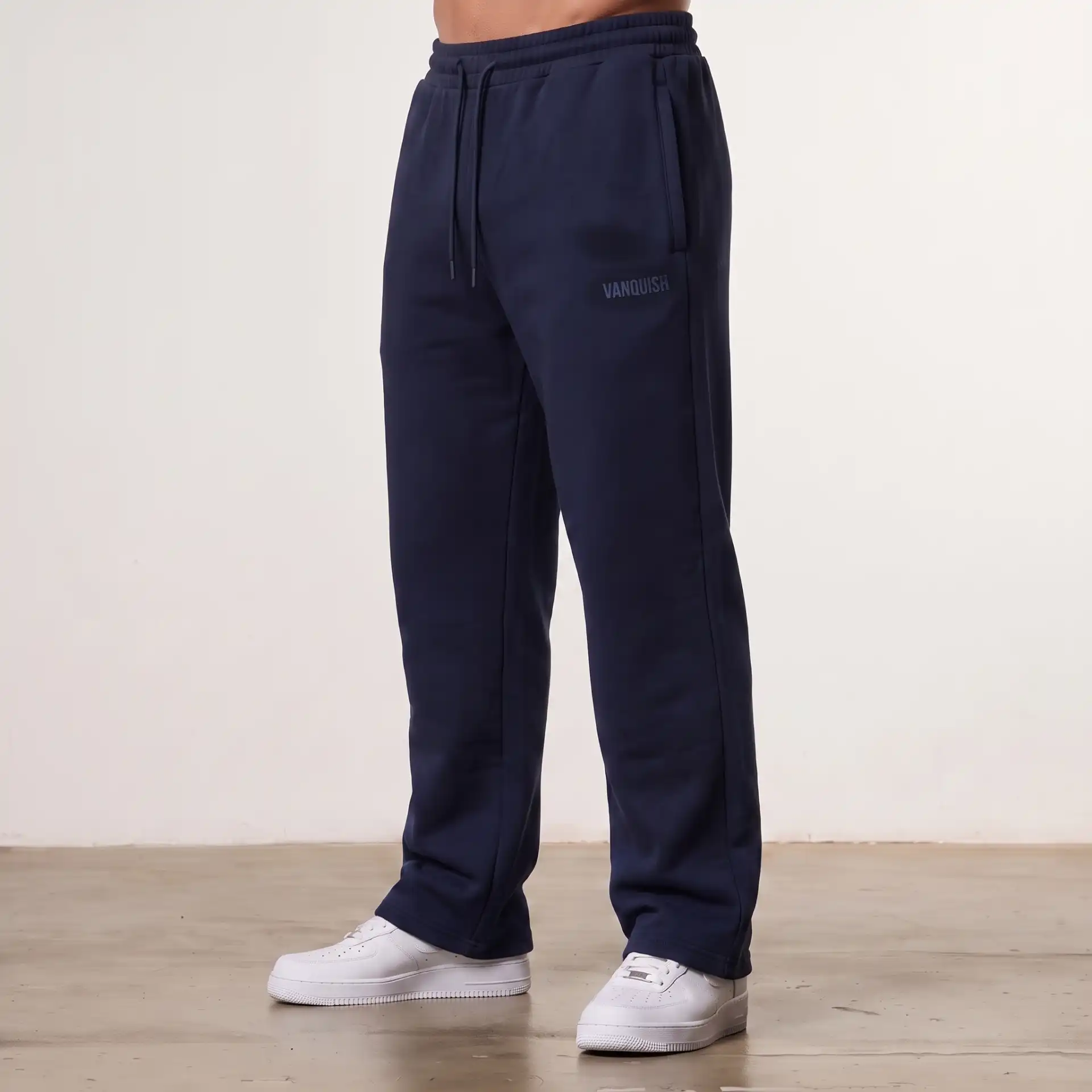 EVOLVE NAVY STRAIGHT LEG SWEATPANTS