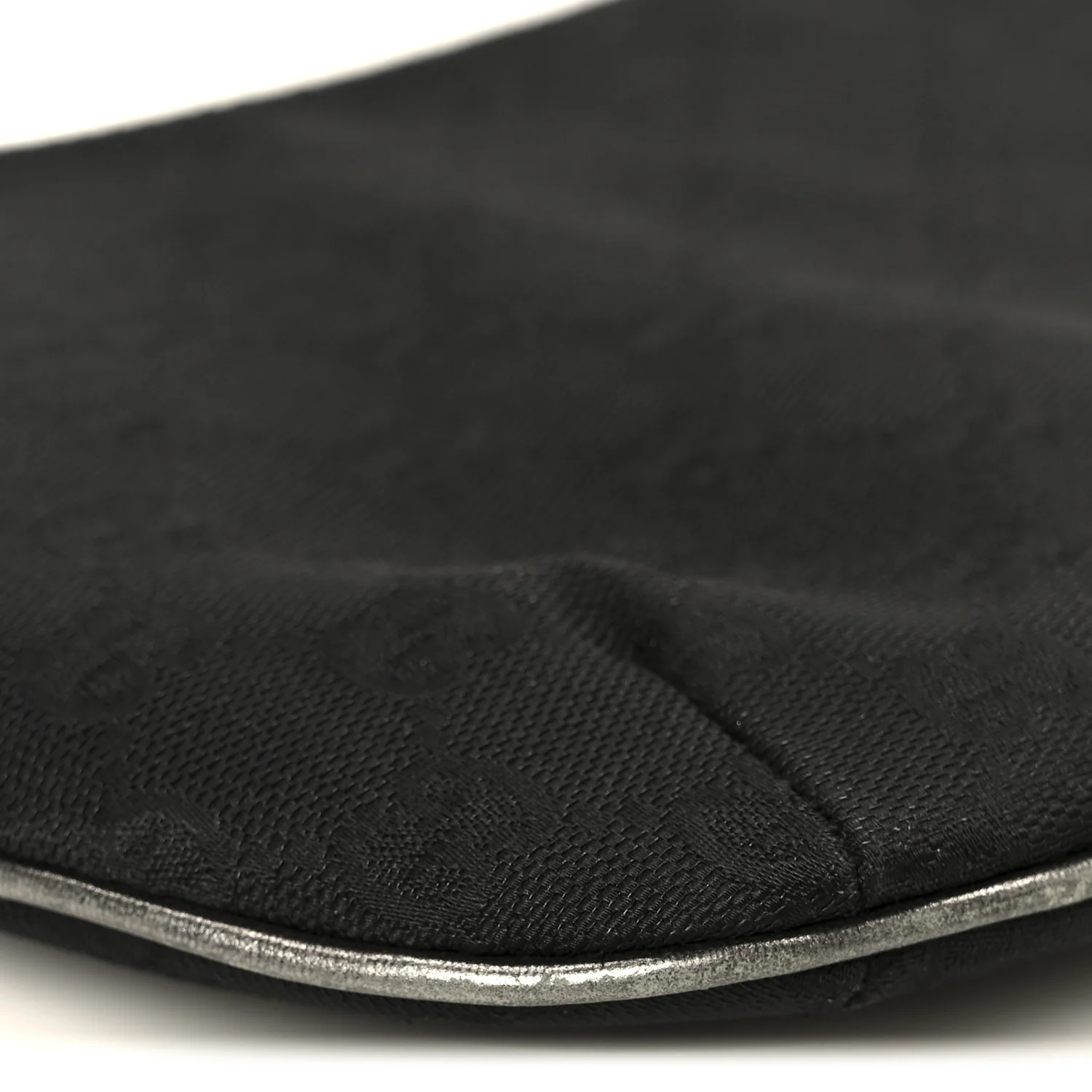Monogram Pochette Black