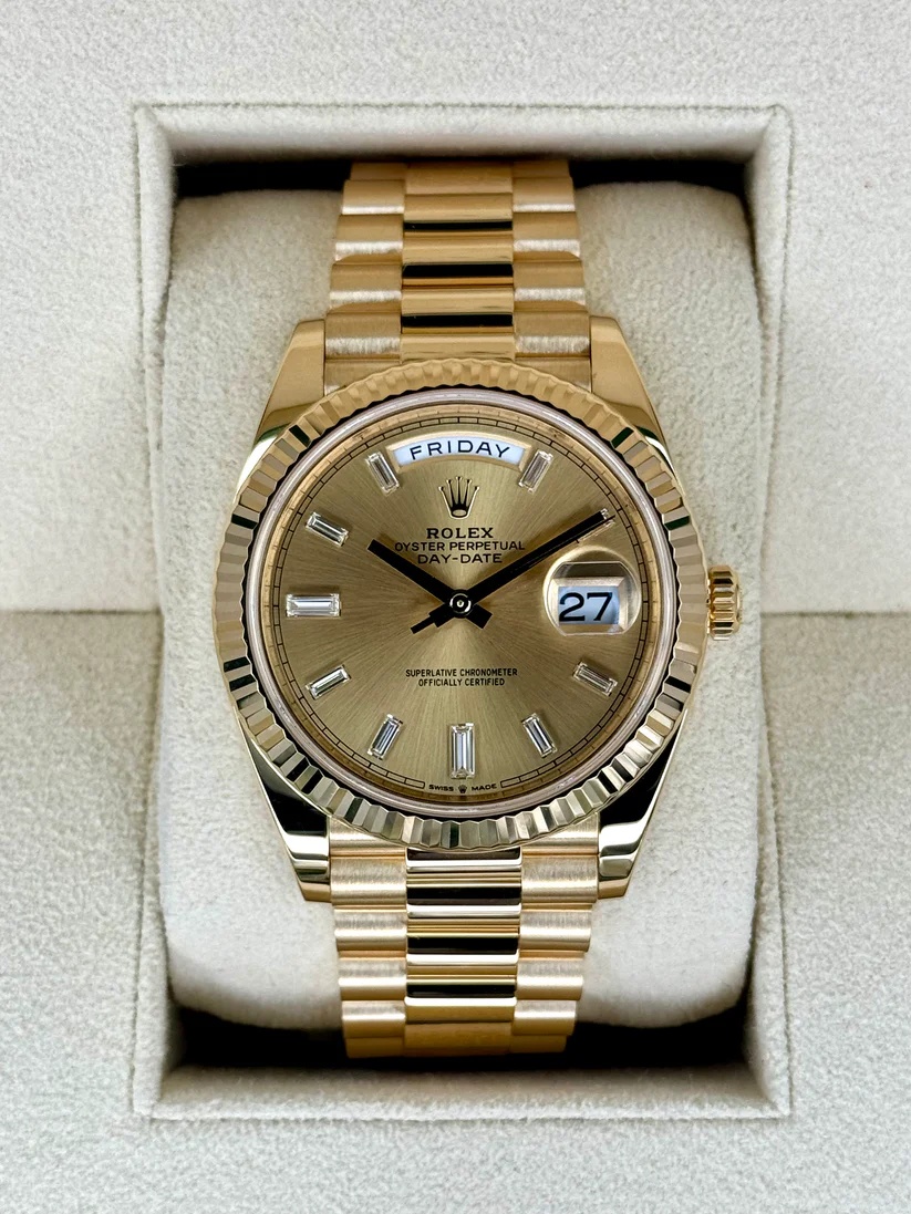 【Super Clone】RLX  Day-Date President 40mm Yellow Gold Champagne Diamond Baguette Dial - 228238