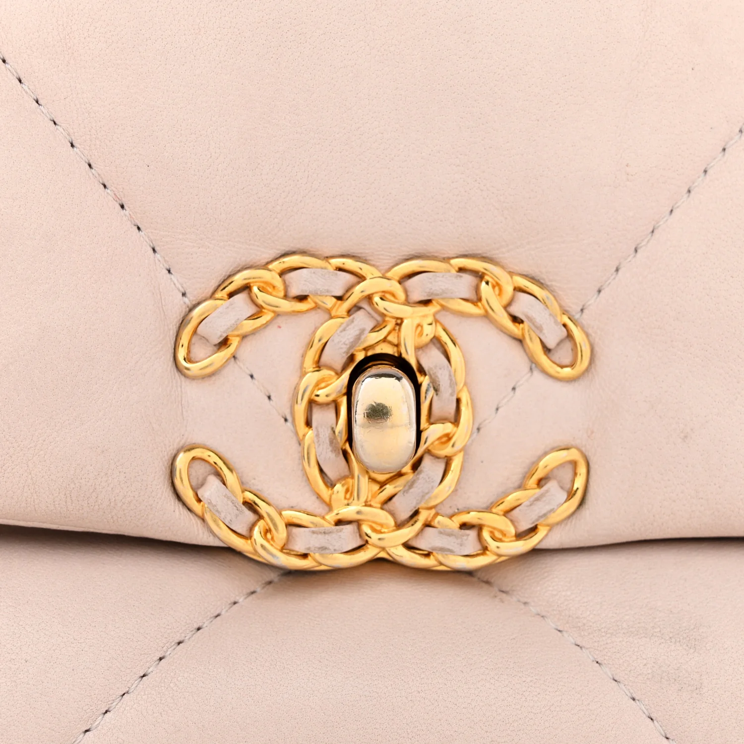 Lambskin Quilted Medium Chanel 19 Flap Light Pink