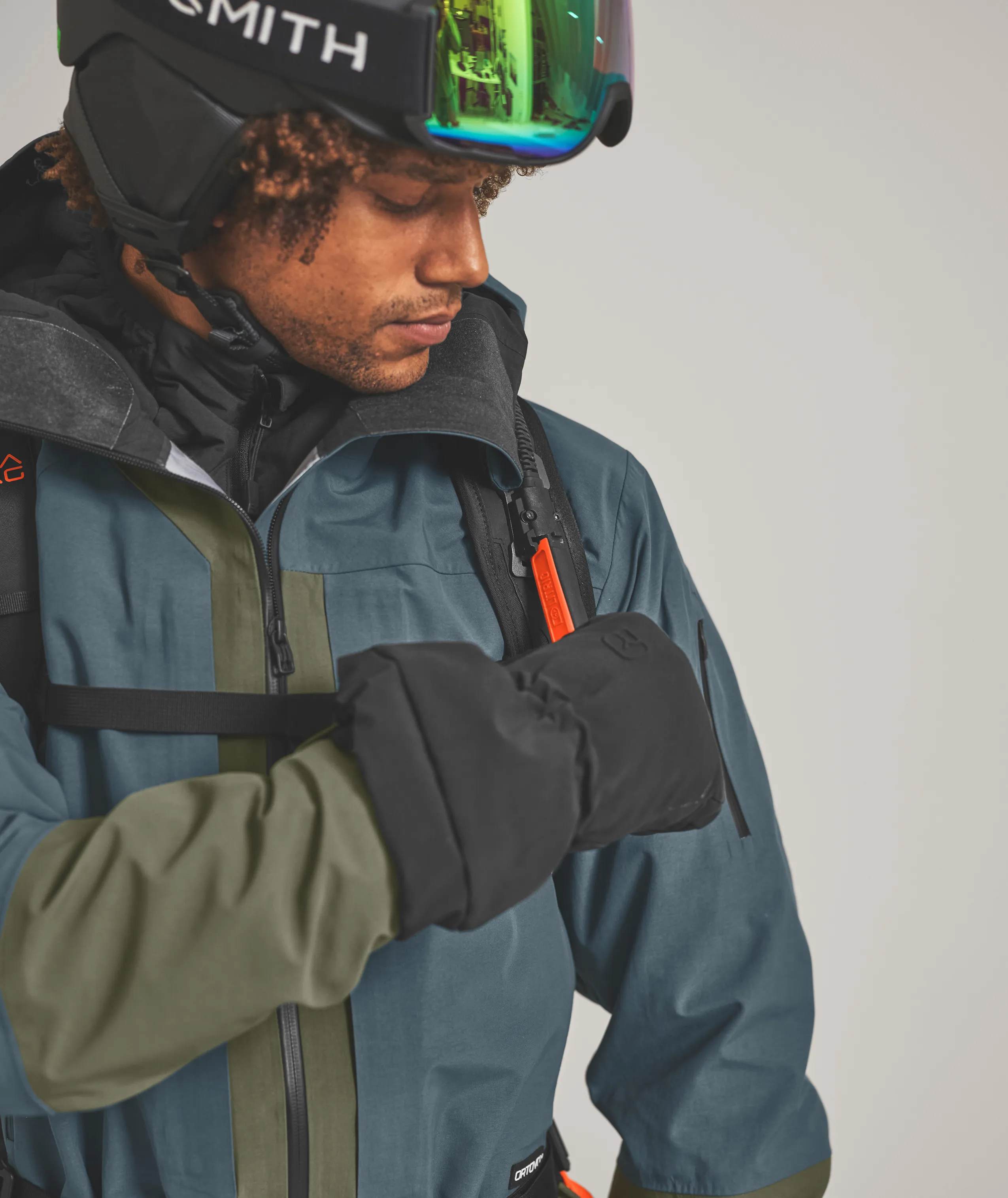 ORTOVOXR AVABAG LITRIC FREERIDE 28