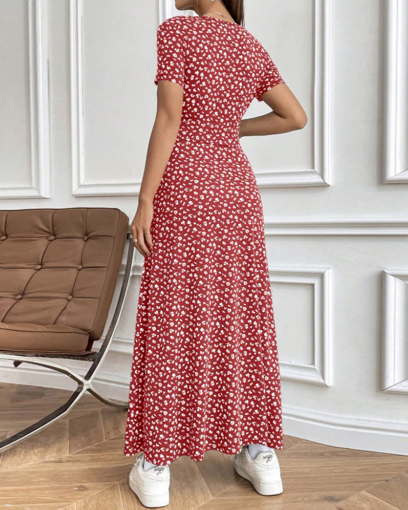 Robe moulante imprimée élégante
