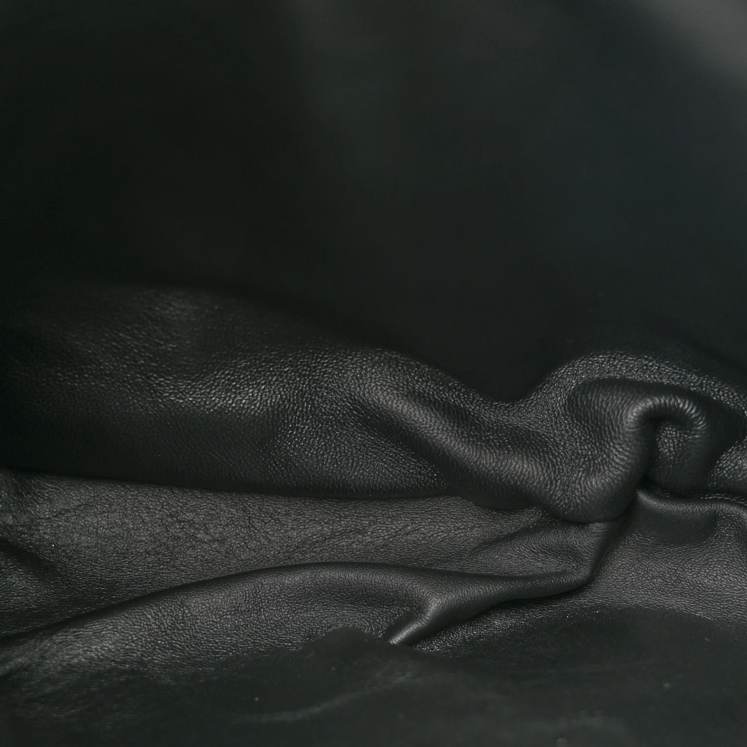 Glossy Calfskin Eelskin Embossed Medium Olivia Hobo Black