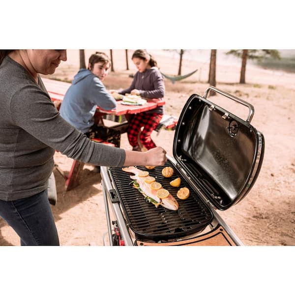 Traveler Portable Propane Gas Grill in Black Image 5