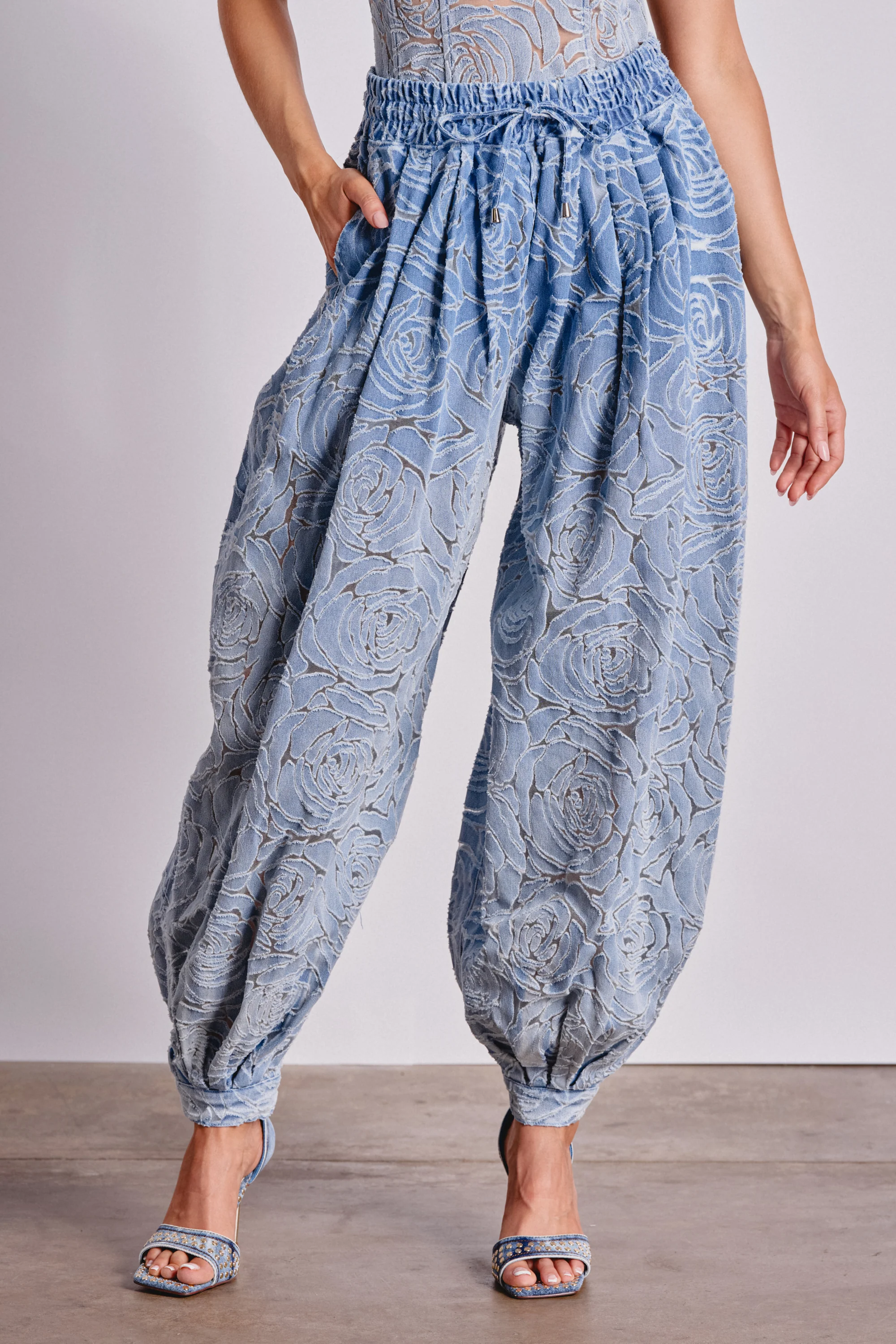 DENIM FOR DAYS BALLOON PANT - Akira Store