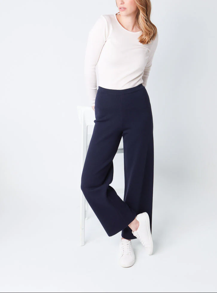 Pantalon femme en laine merinos bleu marine