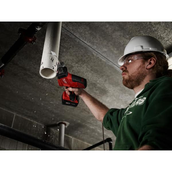 M18 18V Lithium Ion Cordless Combo Kit (8 Tool) with Three 4 0 Ah Batteries, 1 Charger, 2 Tool Bag and Hole Saw Set Image 7