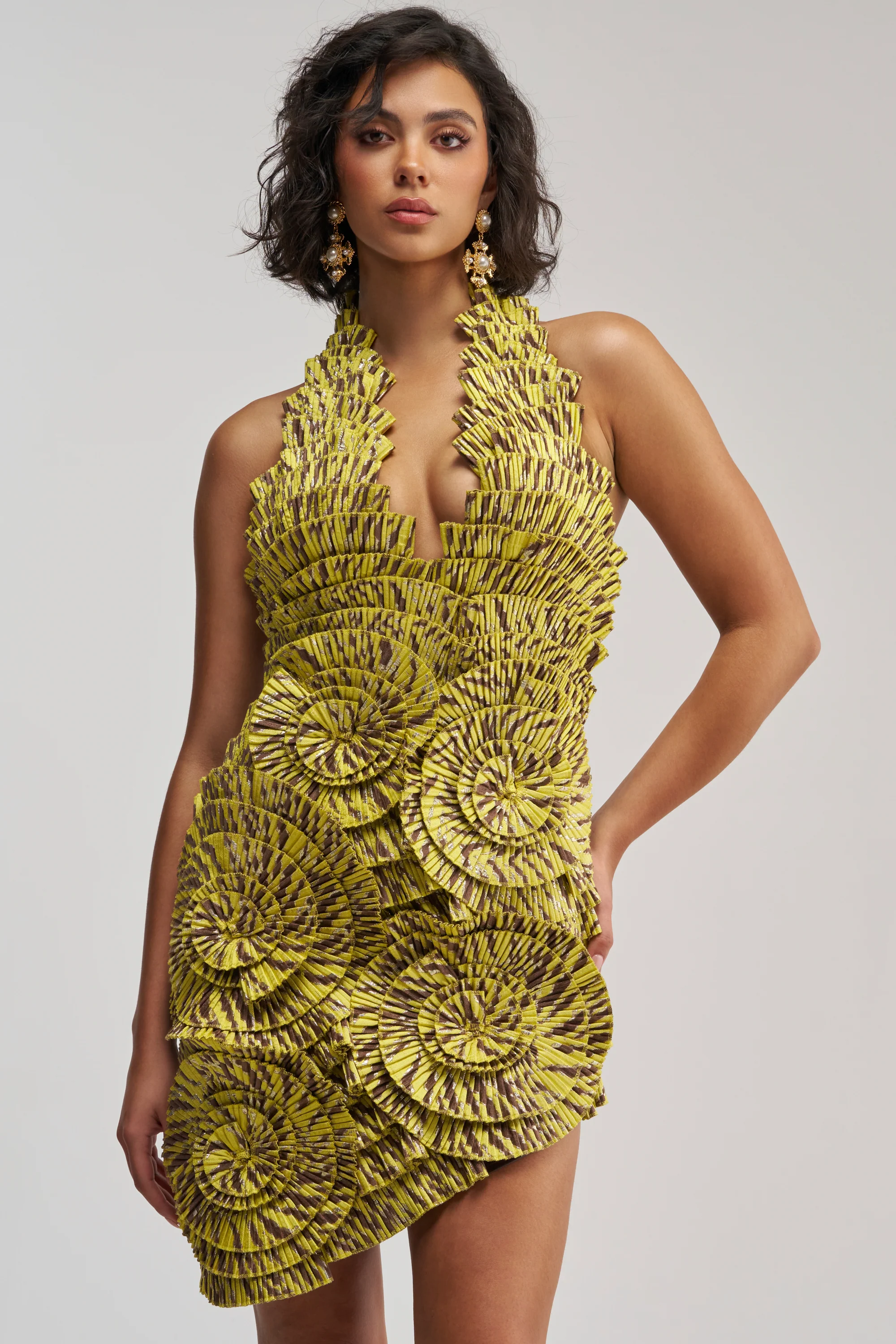 SHOWING OFF NOVELTY MINI DRESS IN YELLOW MULTI - Akira Store