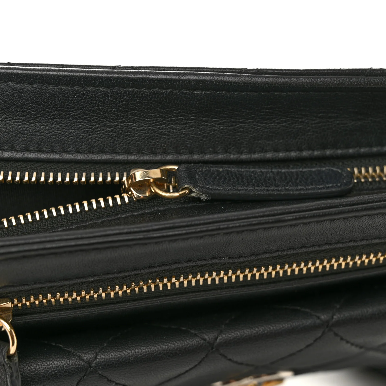 Lambskin Quilted Square Front Pocket Clutch With Chain Black