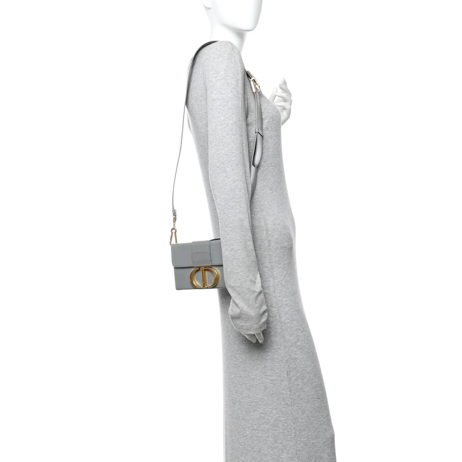 Box Calfskin 30 Montaigne Box Bag Stone Grey