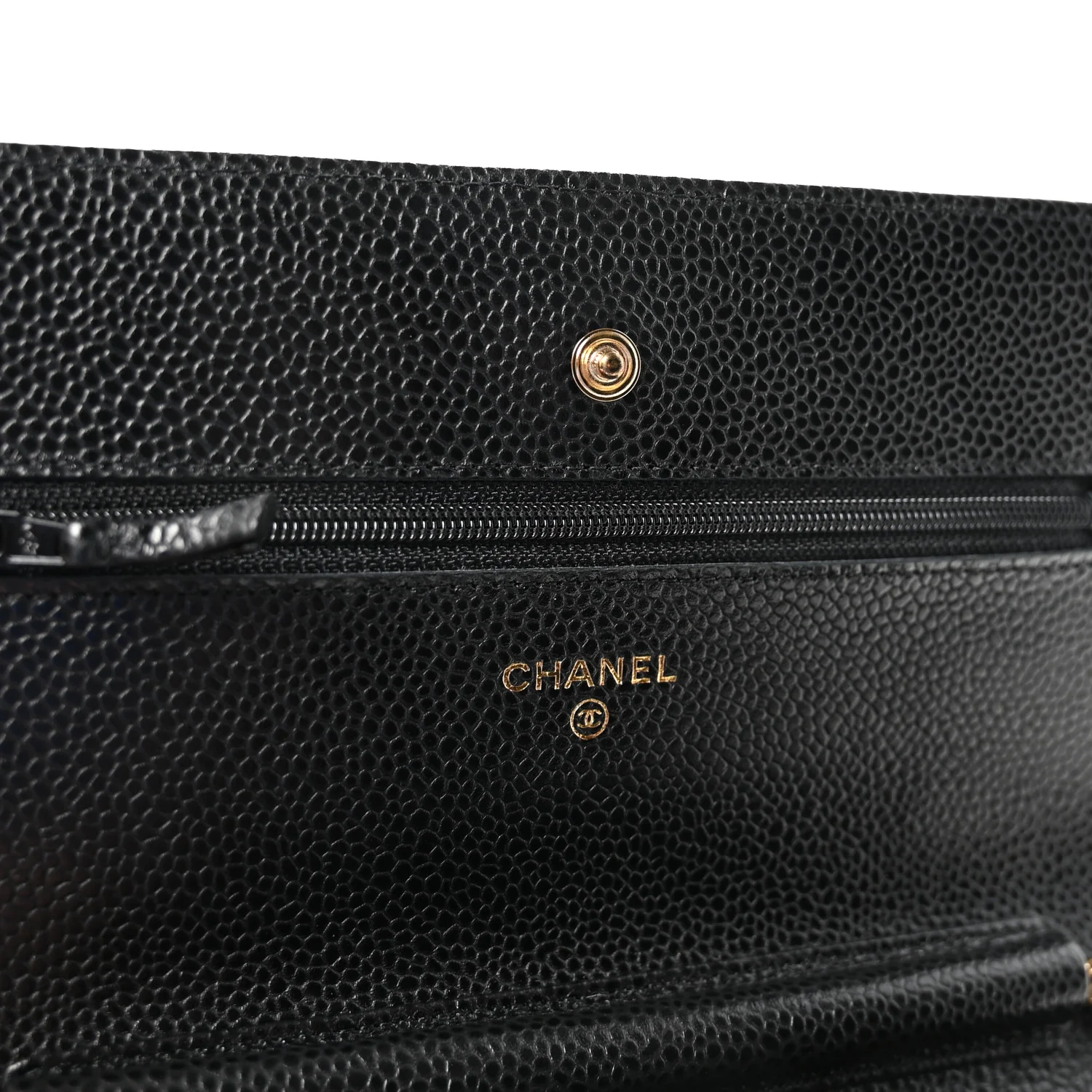 Caviar Quilted Wallet on Chain WOC Black