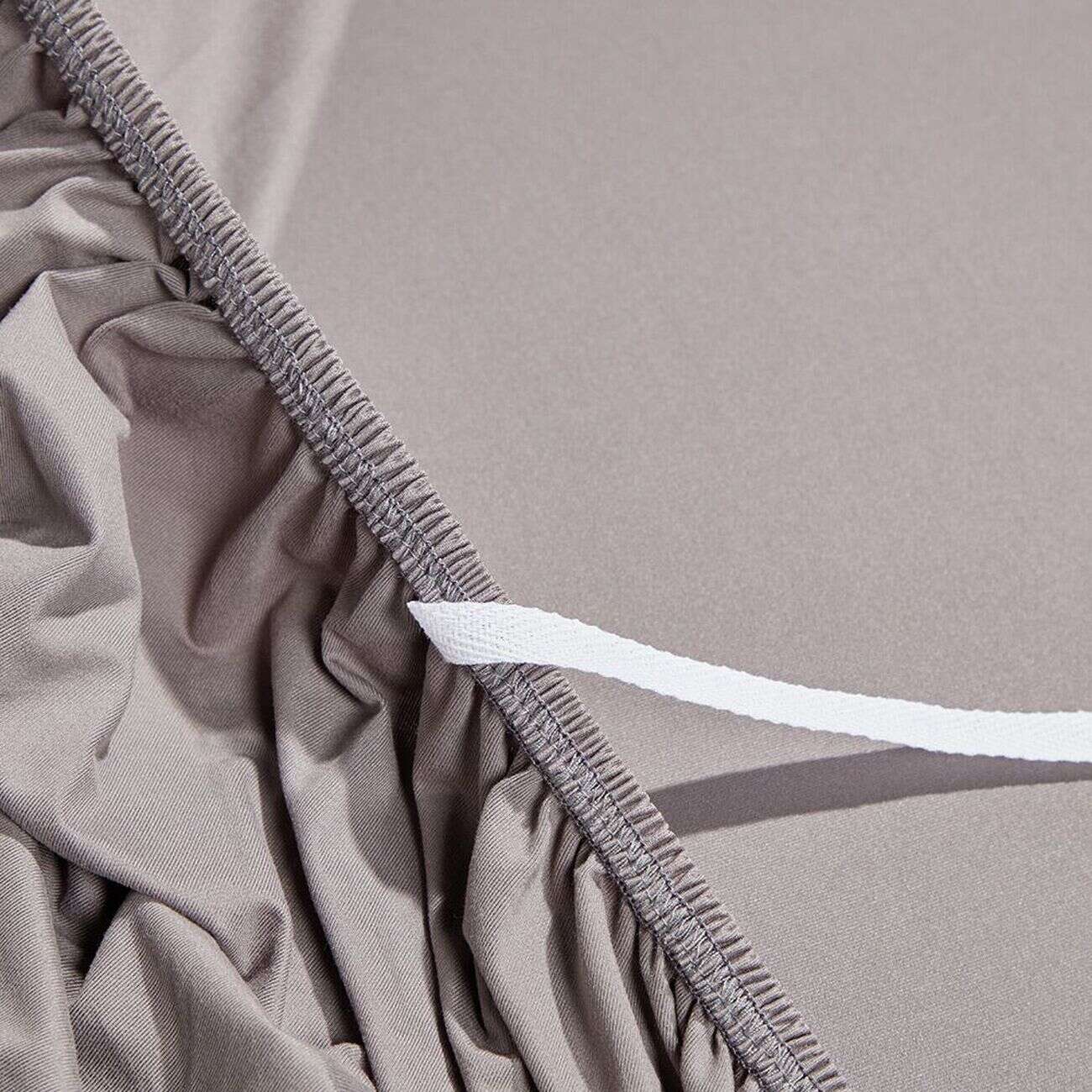 Protège canapé extensible 2 places uni gris 145 à 185 cm