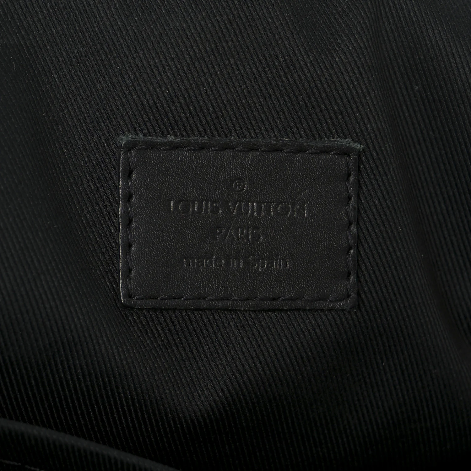 Damier Infini District PM Onyx