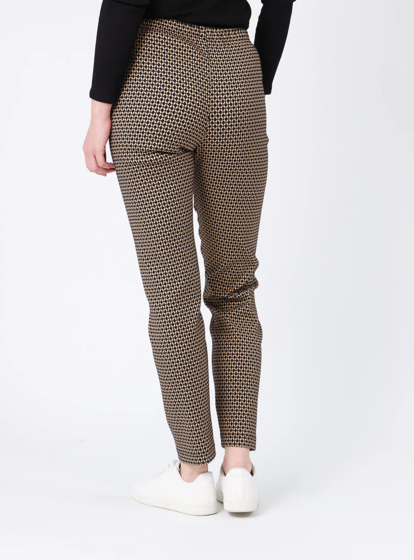 Pantalon femme stretch imprimé noir camel