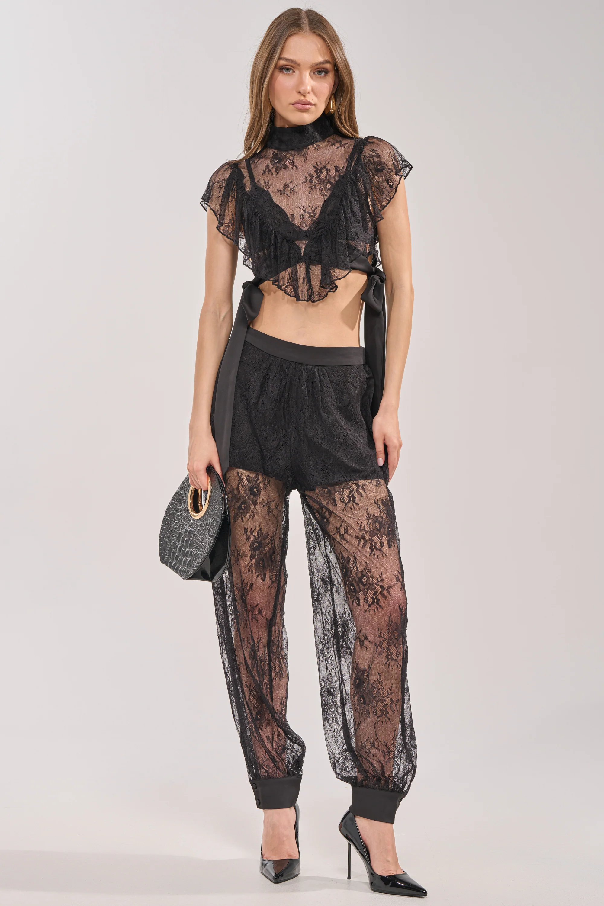 LACED IN LOVE LACE BALLOON PANT - Akira Store