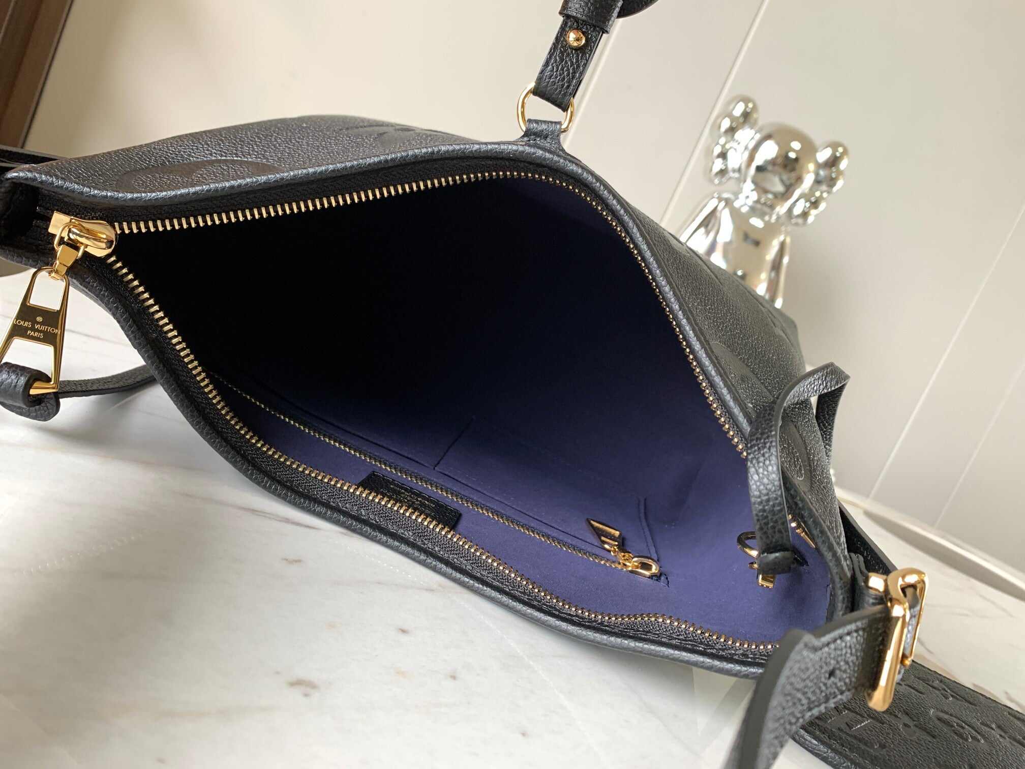 【ルイヴィトン】関税送料込み♢Carryall PM｜コンパクトながら肩背・斜挎対応！