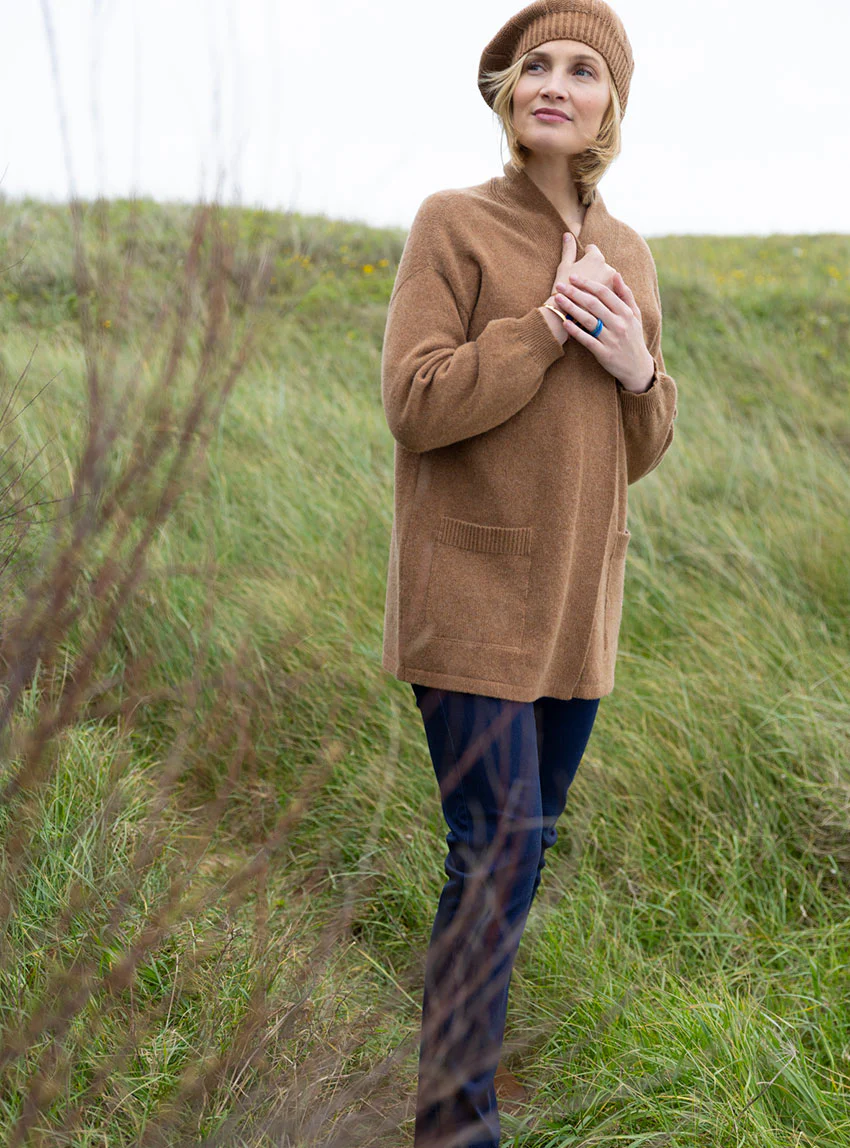 Gilet femme long en laine recyclée beige