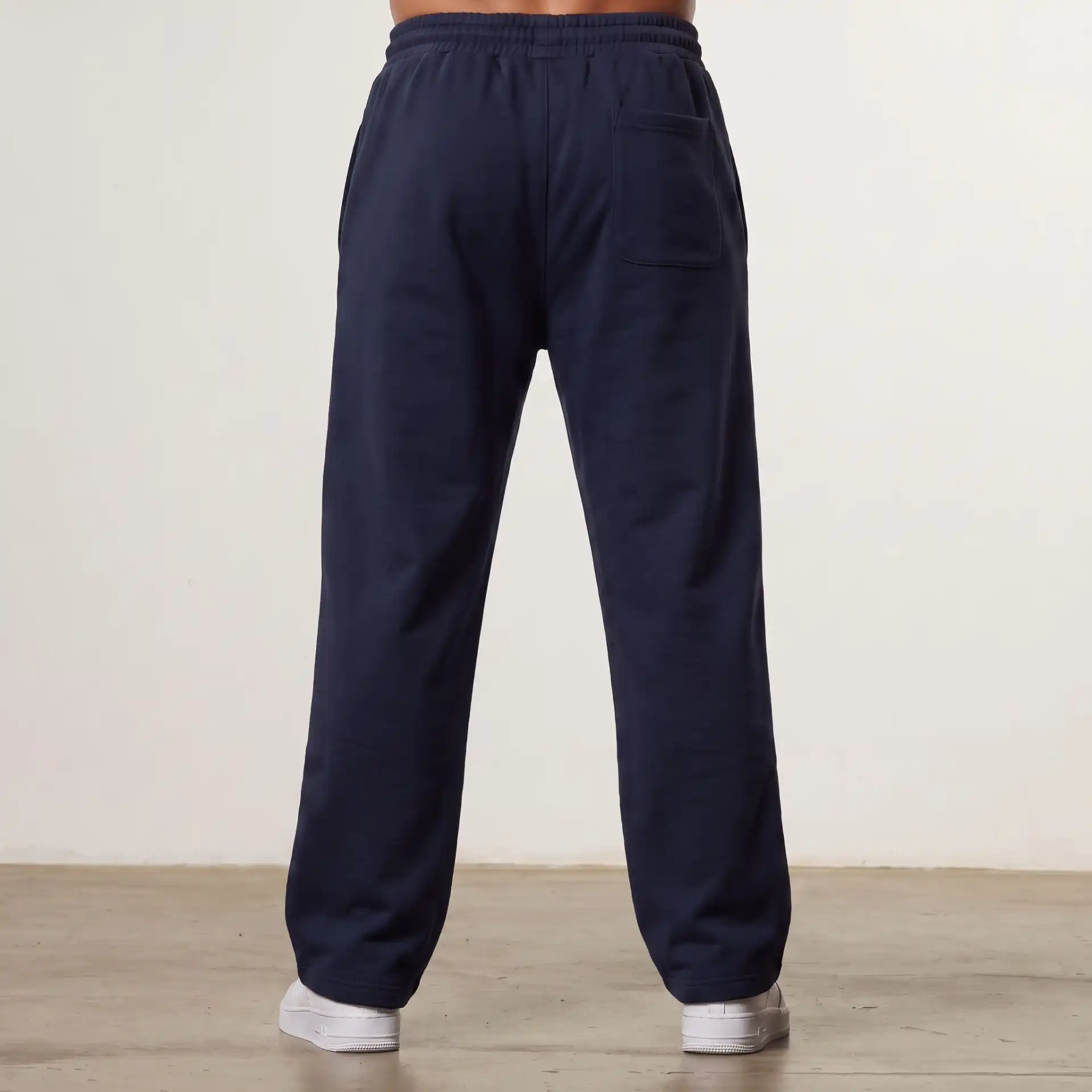 EVOLVE NAVY STRAIGHT LEG SWEATPANTS