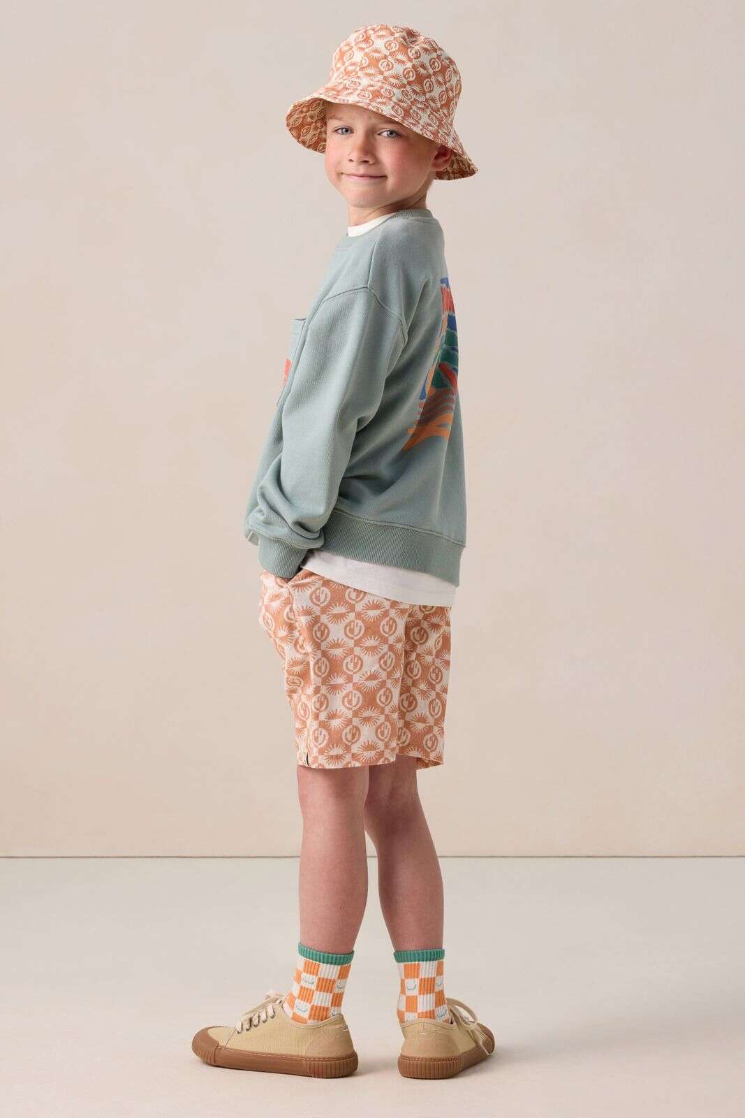 Lichtblauwe sweater met artwork