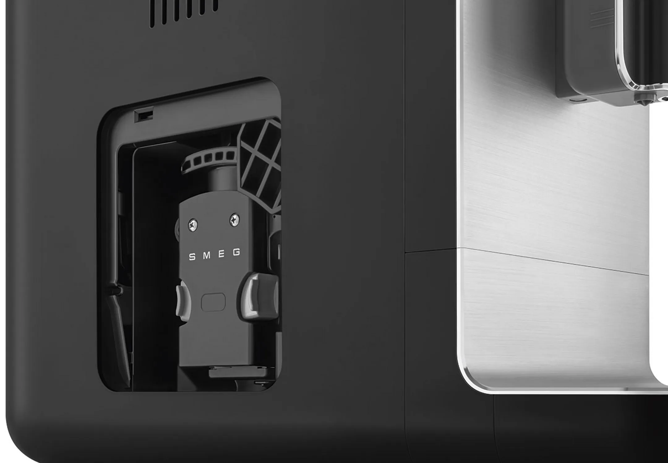 Smeg Volautomatische Espressomachine Bean to Cup