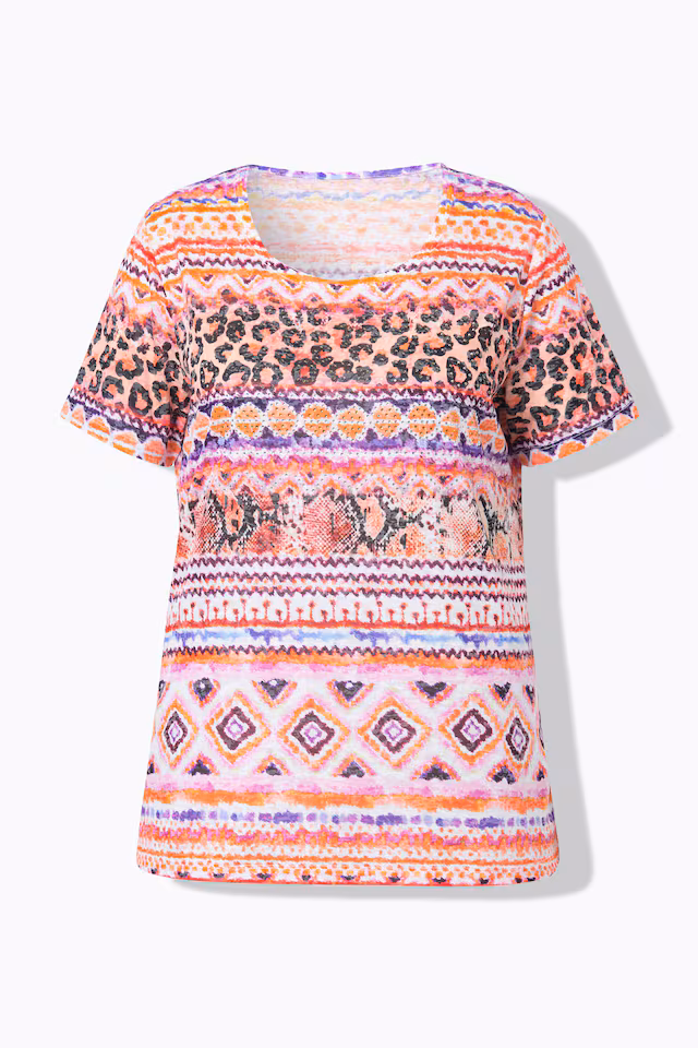 T-shirt with decorative stripes and half sleeves