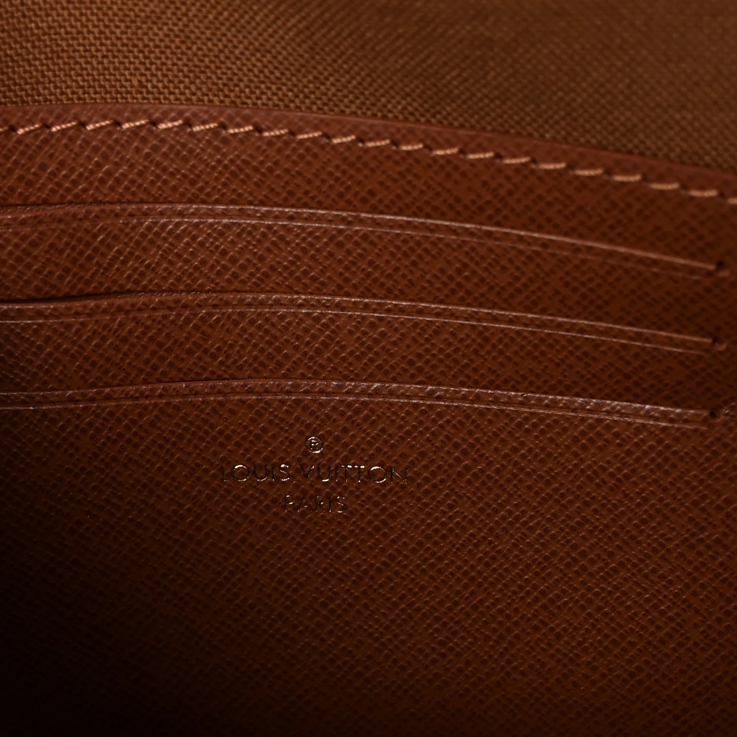 Monogram Ivy Wallet On Chain