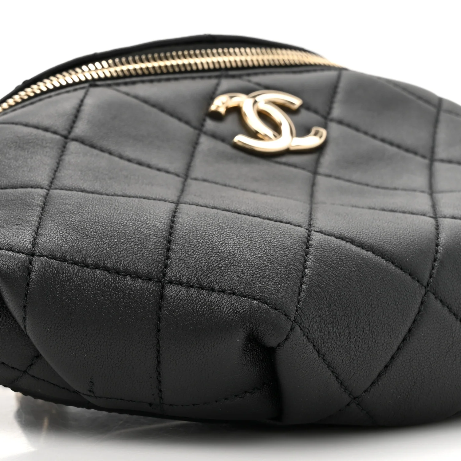 Lambskin Quilted Resin Bi-Color Waist Bag Fanny Pack Black