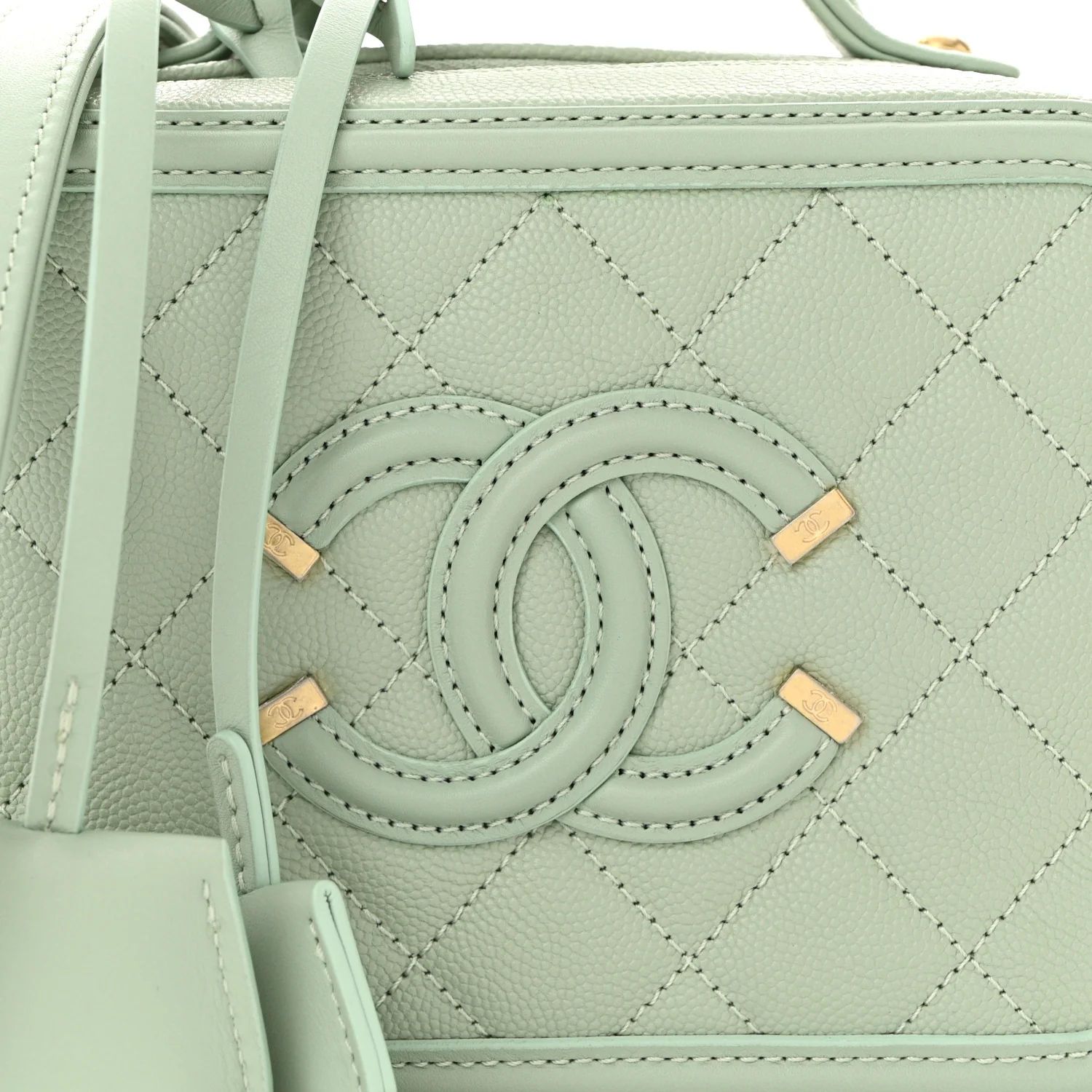 Caviar Quilted Small CC Filigree Vanity Case Mint