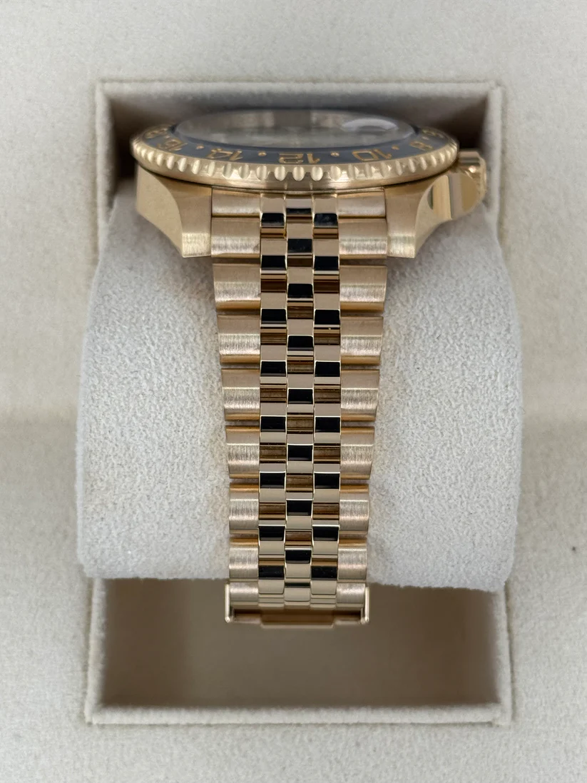 [Super Clone]RLX GMT-Master II 40mm 18k Yellow Gold Ceramic Bezel Black Dial Jubilee 126718grnr
