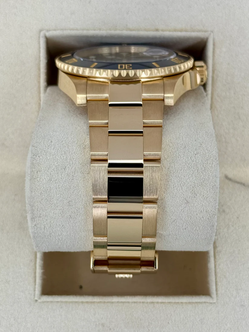 [Super Clone]Rolex Submariner 41mm Yellow Gold Black Dial Black Bezel - 126618LN
