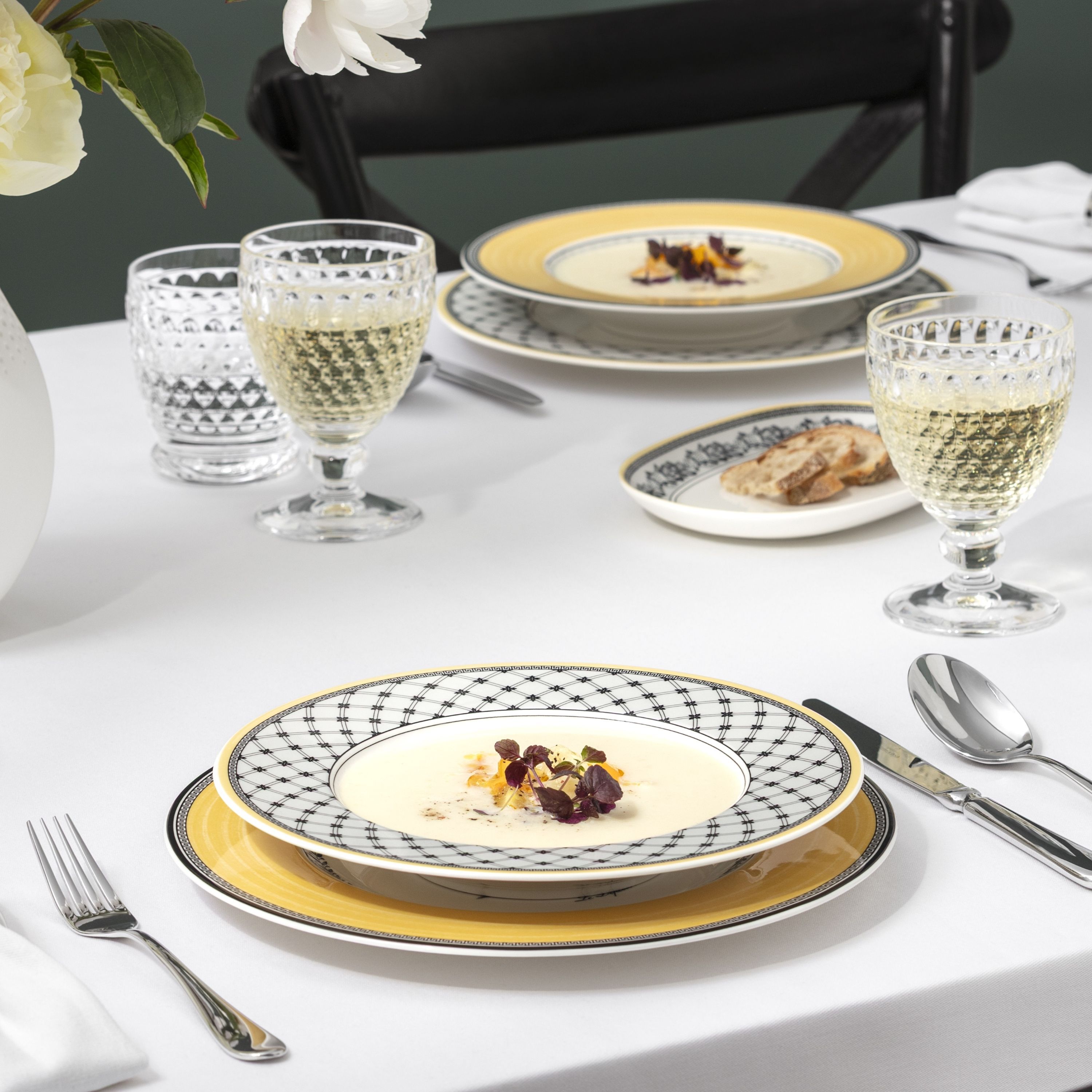Audun Soup bowl - Multi-colored, 9.6'', Premium Porcelain