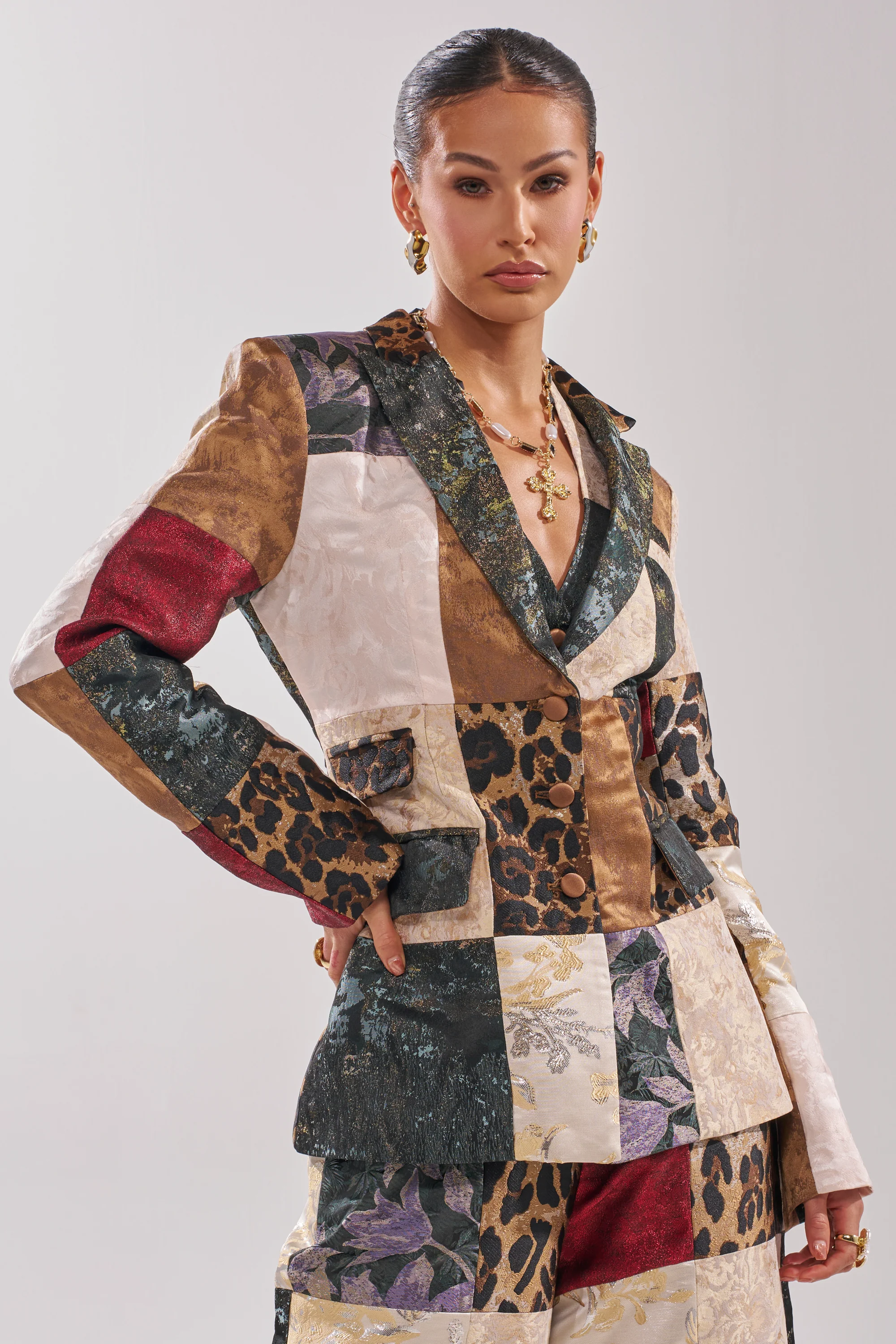 MADE YOU LOOK PATCHWORK BLAZER - Akira Store