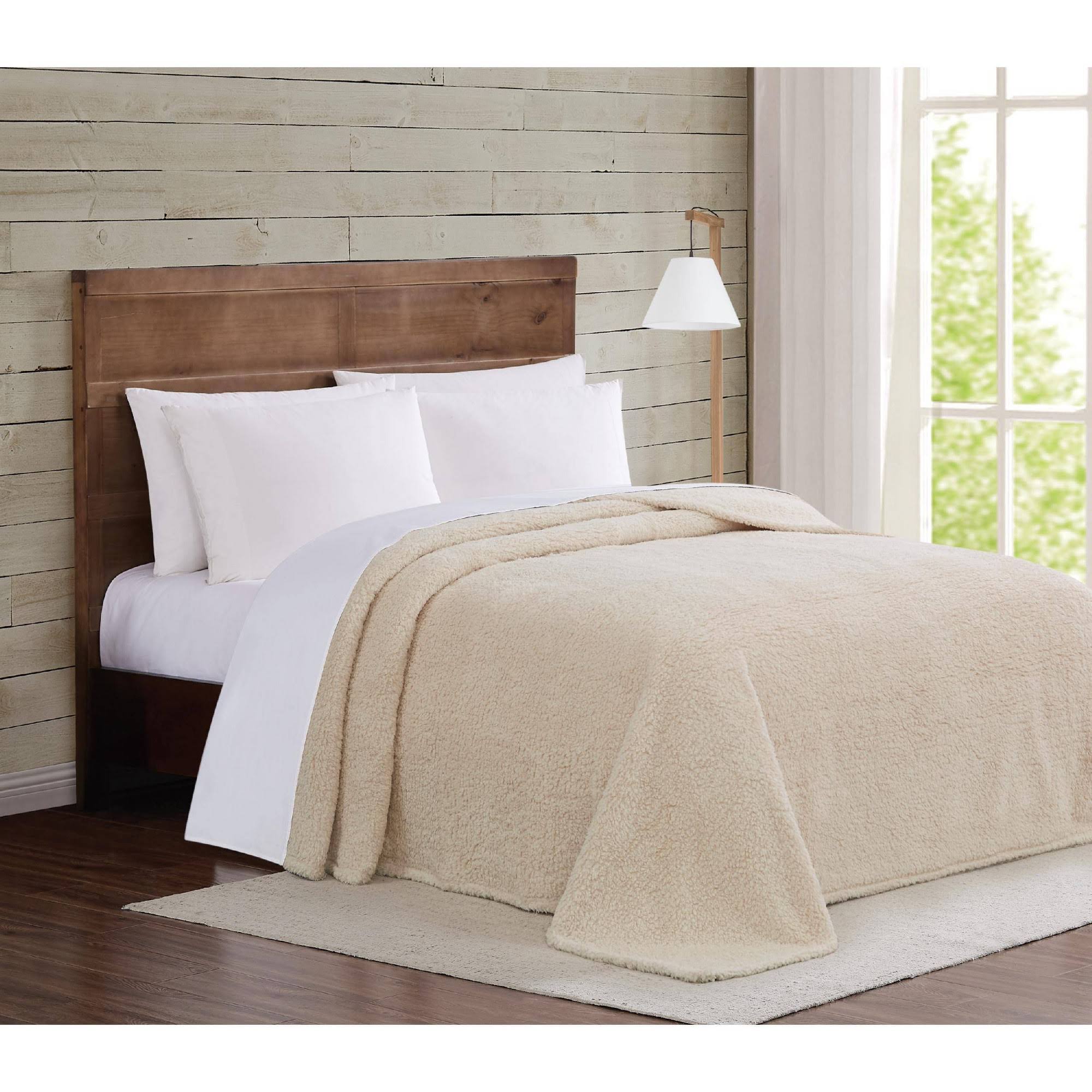 Brooklyn Loom Full-Queen Marshmallow Sherpa Blanket Ivory