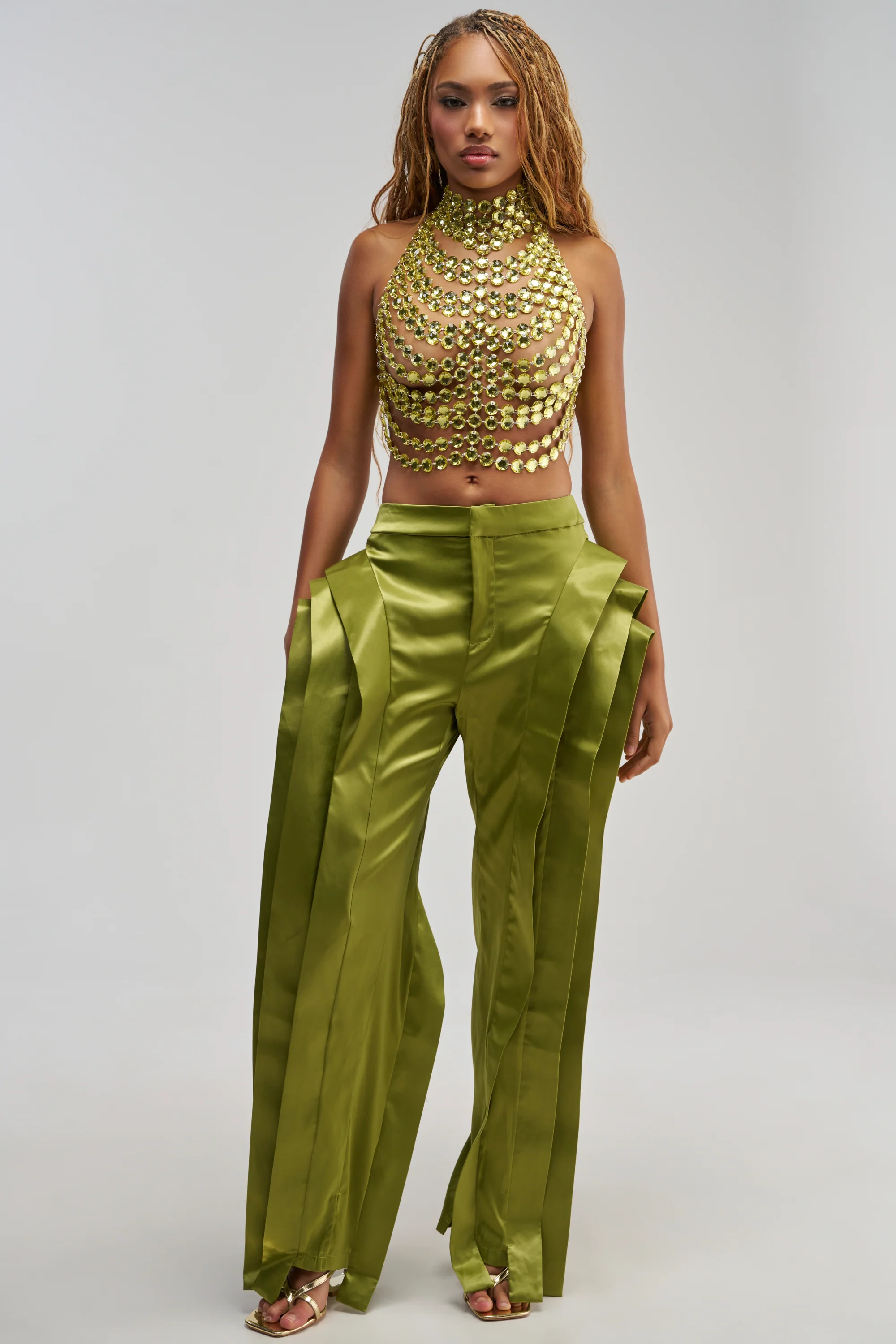 INFINITY TROUSER IN OLIVE - Akira Store