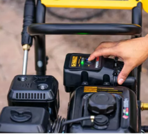 Nettoyeur haute pression à essence DeWalt Pressure Ready 2025, 3400 PSI, 2,5 GPM, eau froide
