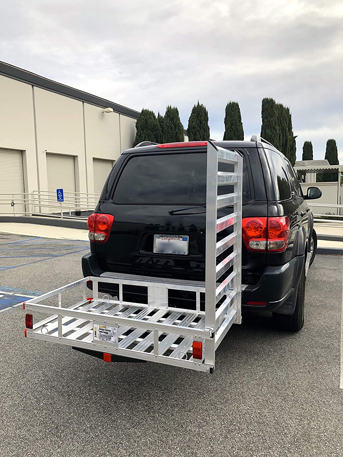 Porte-bagages d'attelage en aluminium 2025 80779 avec rampe de 119 cm (47 po), 1 unité