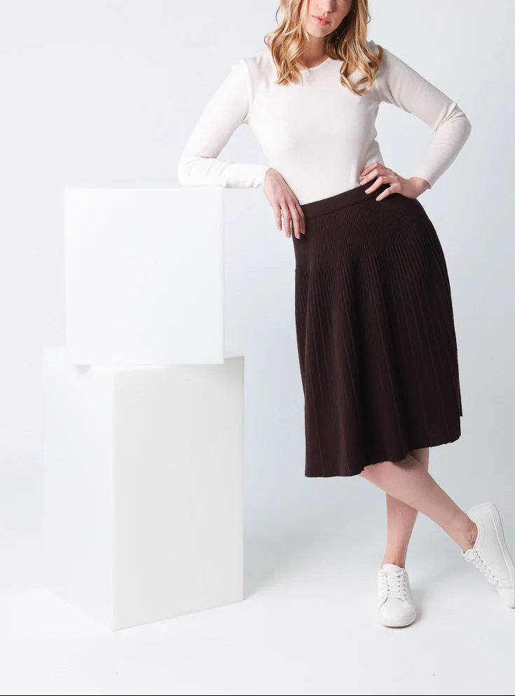 Jupe plissée midi en laine marron chocolat