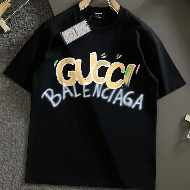 【Gucci ✖️ BALENCIAGA 】（グッチ✖️ バレンシアガ ）半袖 男女兼用半袖Tシャツ