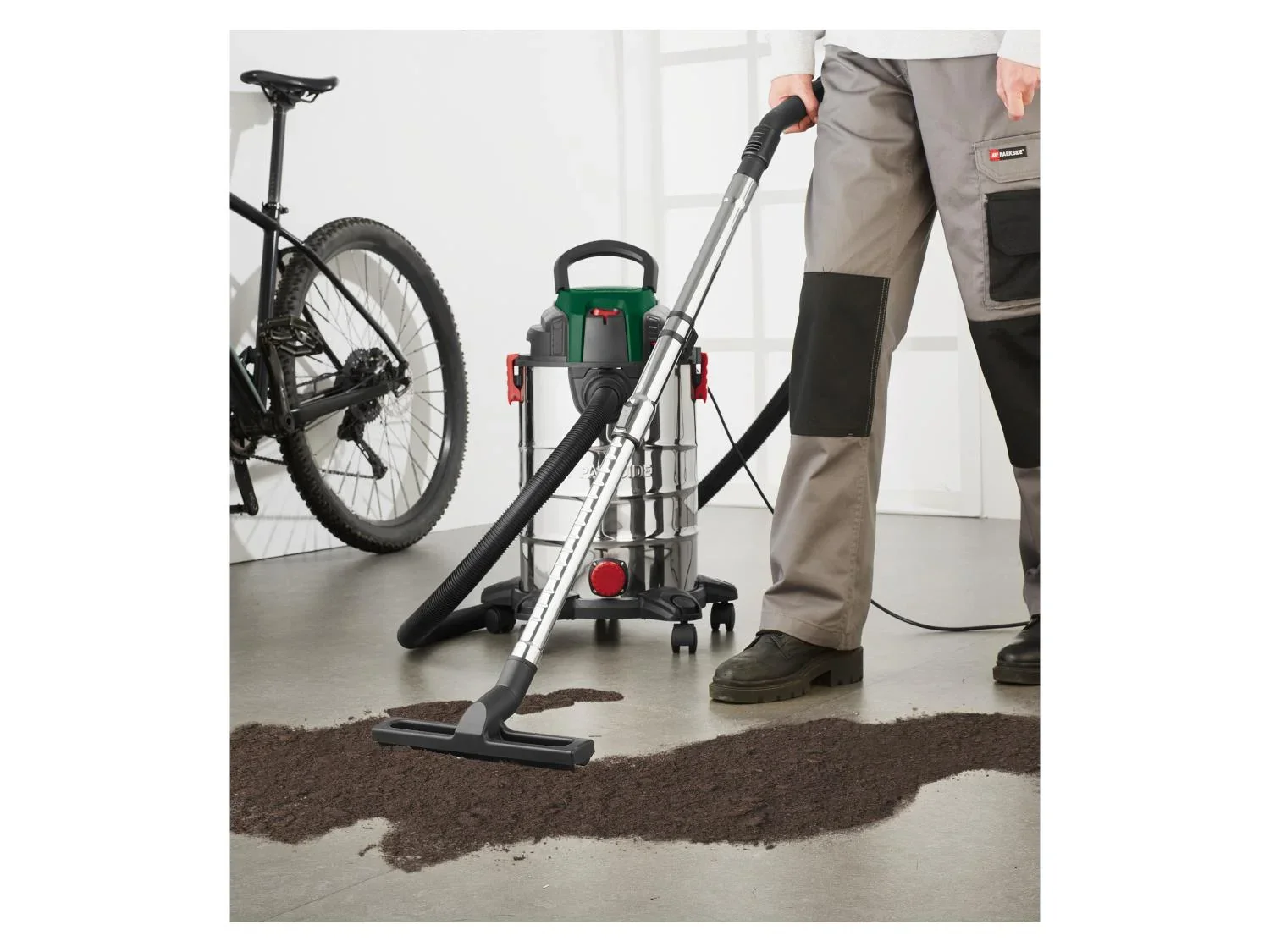 PARKSIDE Aspirateur eau et poussire PWD 25 C4, 25 L, 1400 W