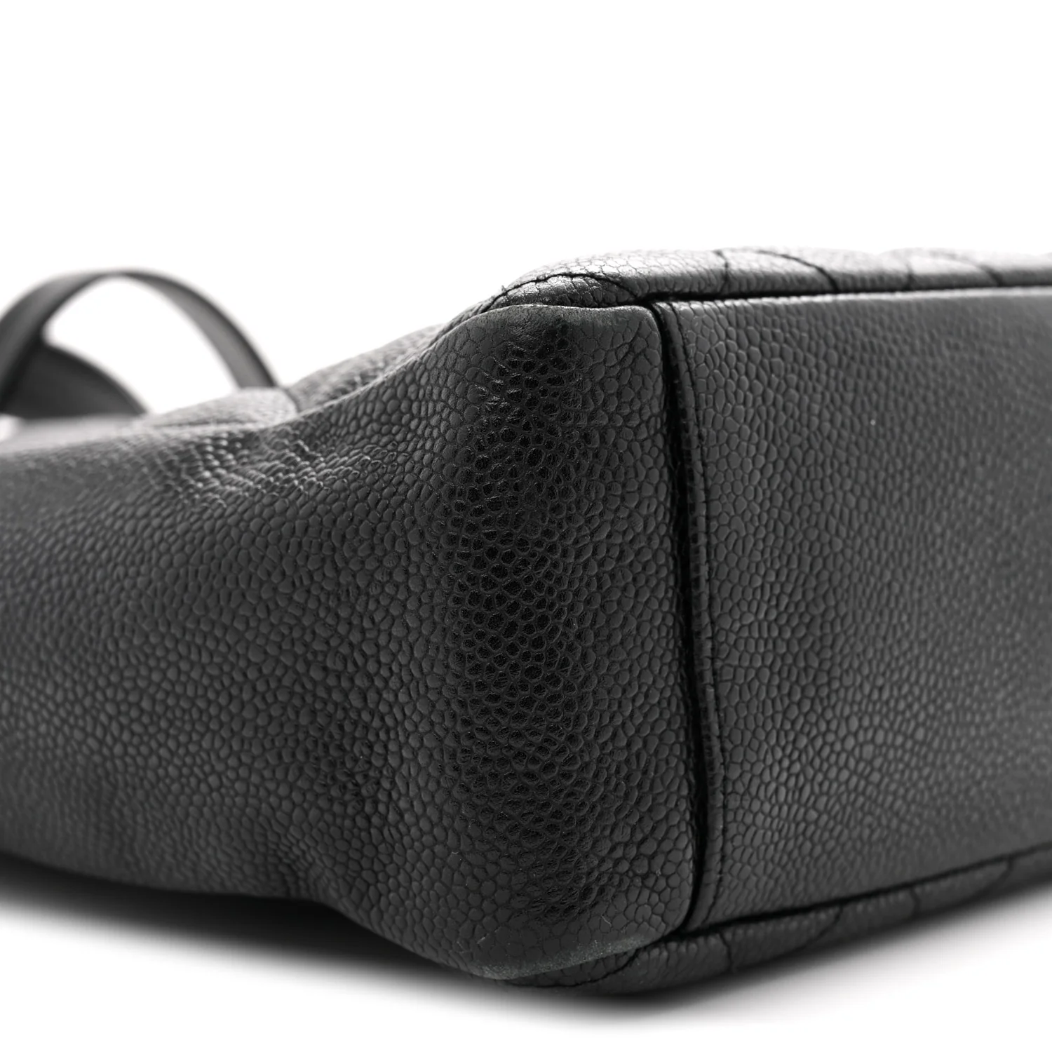 Caviar Quilted Petit Shopping Tote PST Black