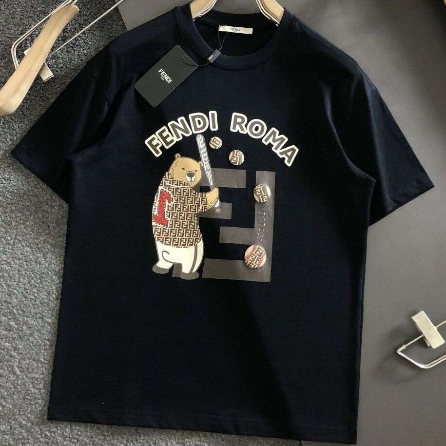 【FENDI公式旗艦店】 Tシャツ ご好評に付き再入荷！半袖Tシャツ