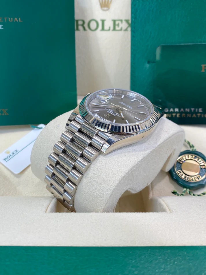 [Super Clone]RLX  Day-Date 40mm Slate Diamonds Dial  228236-0013