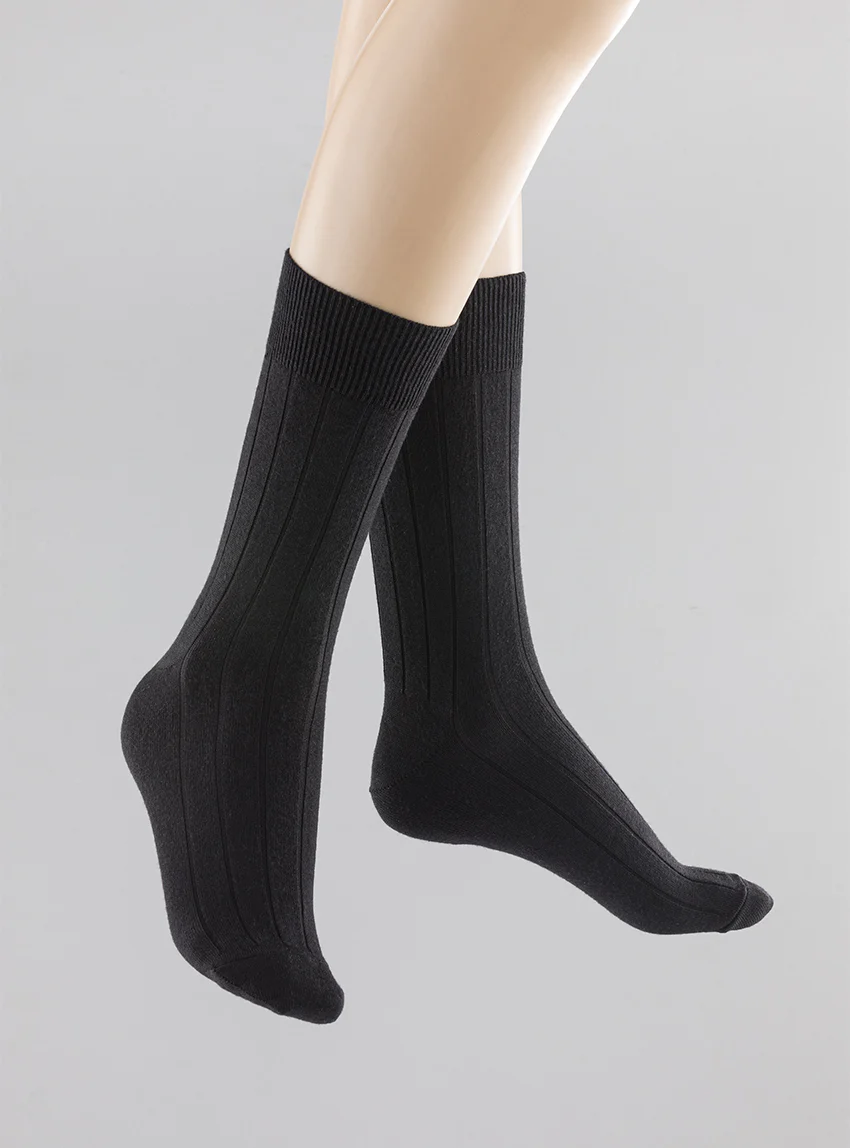 Mi-chaussettes mixtes laine et soie noire