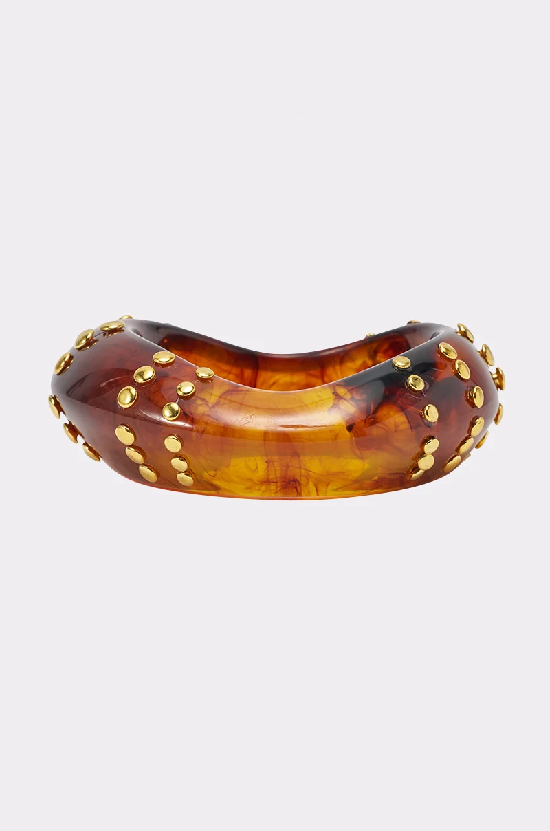 COOL GIRL STUDDED BANGLE IN BROWN - Akira Store