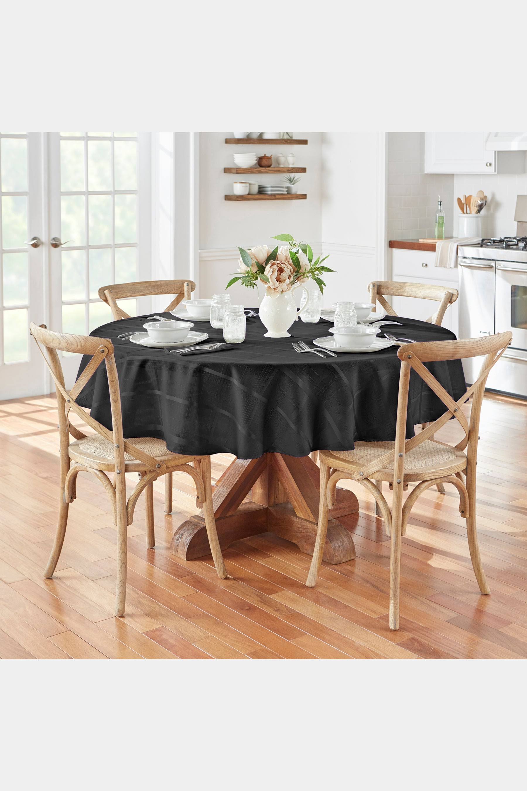 Elrene Elegance Plaid Tablecloth Beige