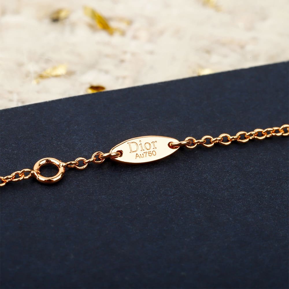 DIOR necklace