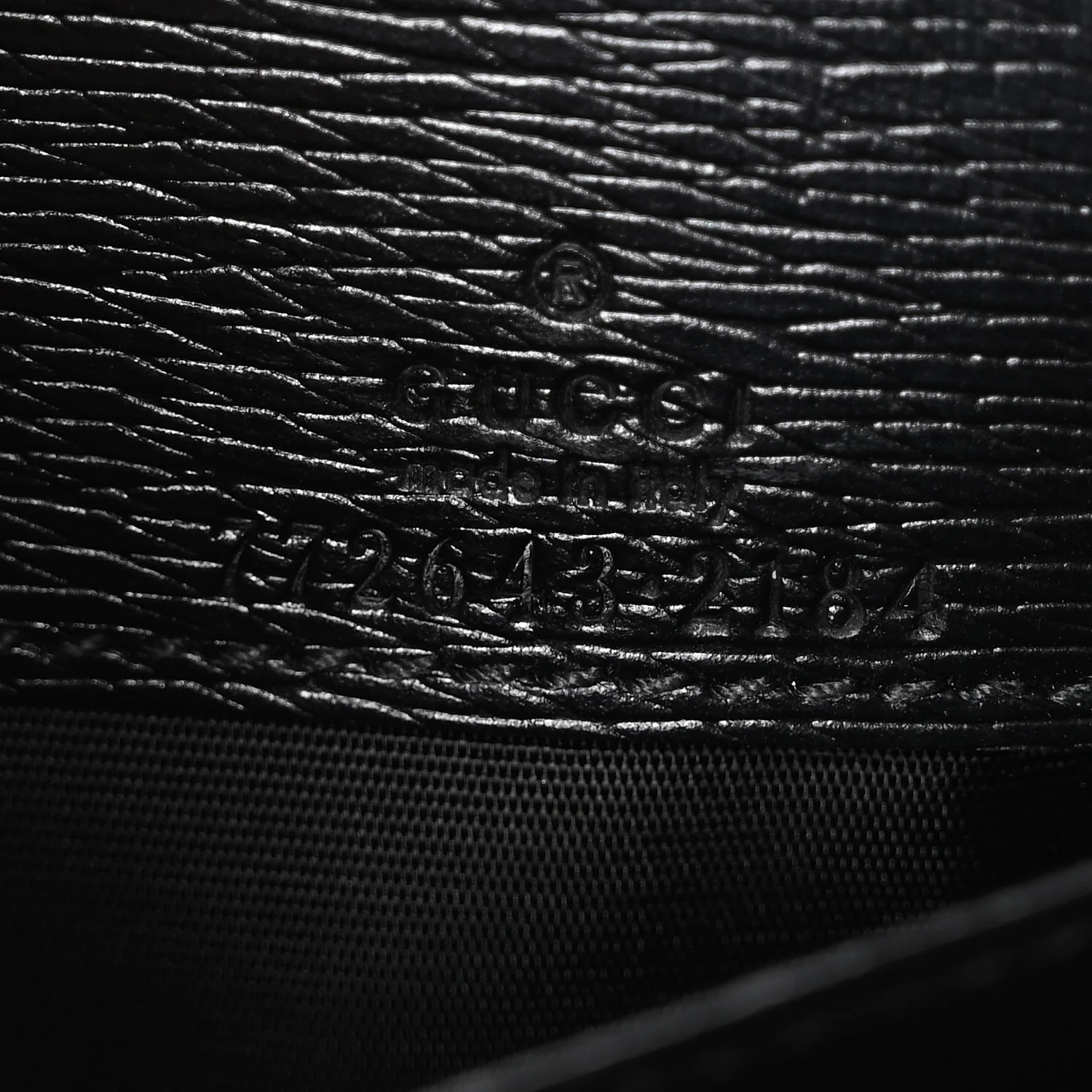 Textured Calfskin Script Logo Wallet On Chain Black