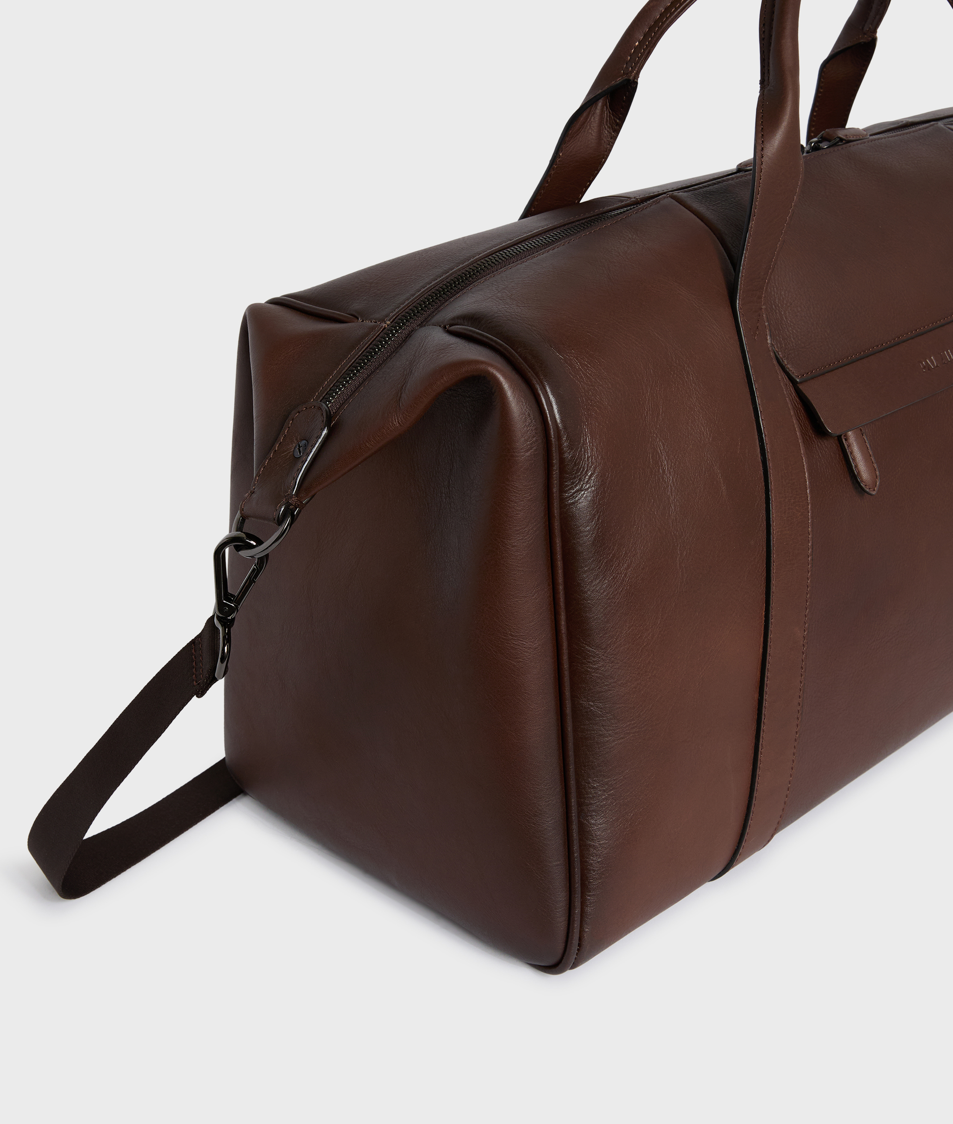 BROWN VEGETABLE TANNED CALFSKIN TRAVEL BAG WITH SHOULDER STRAP