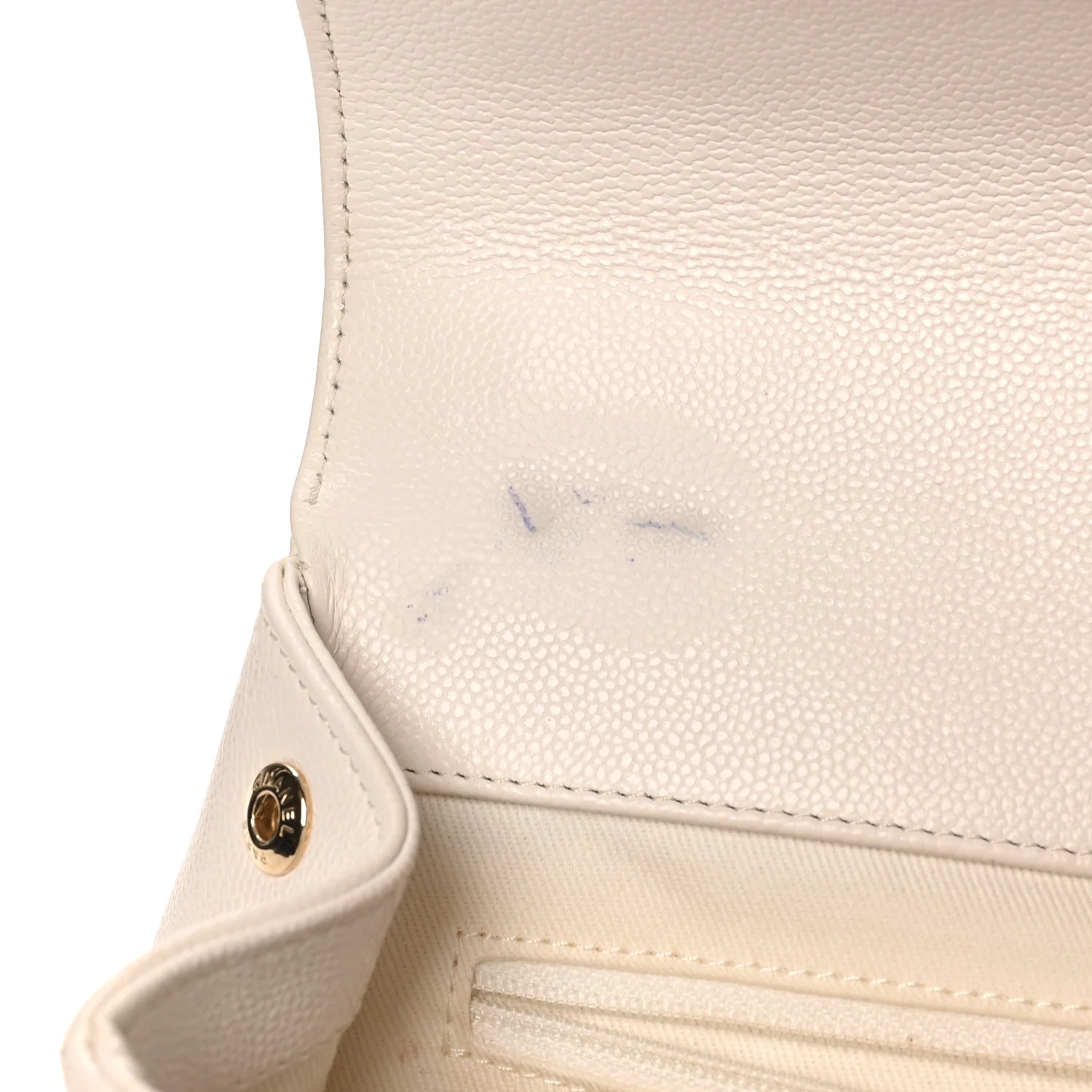 Caviar Quilted Medium Business Affinity Flap White