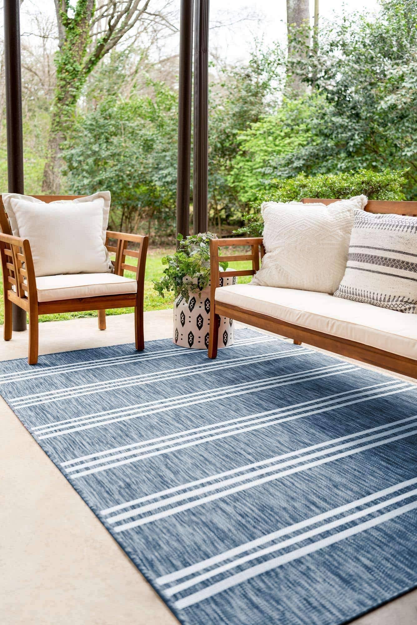 Jill Zarin Outdoor Anguilla 6' x 9' Area Rug - Blue